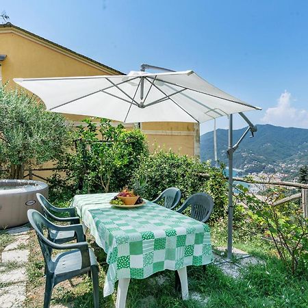 Awesome Home In Moneglia With Kitchen Bagian luar foto