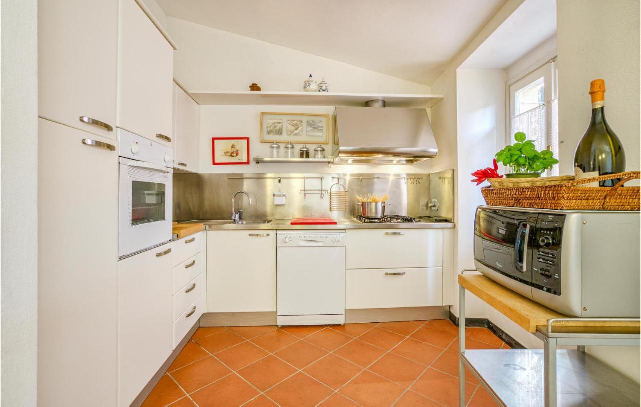 Awesome Home In Moneglia With Kitchen Bagian luar foto