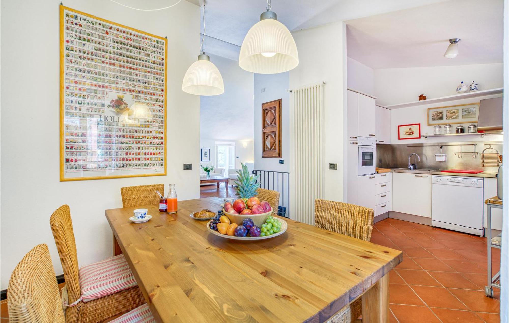 Awesome Home In Moneglia With Kitchen Bagian luar foto